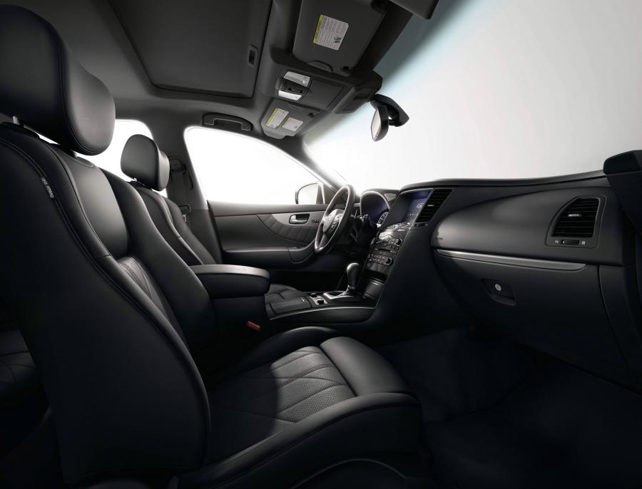  Infiniti QX70 S 2015 года  (фото 13 из 14)